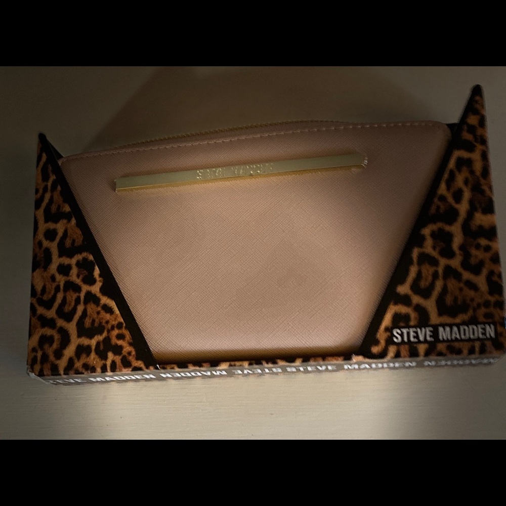 Steve Madden wallet